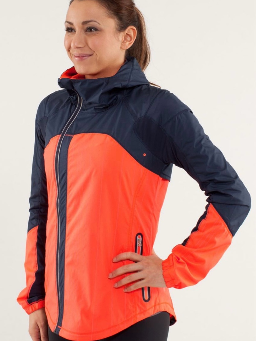 Lululemon Run Get Up And Glow Jacket Reflective Light Flare Inkwell